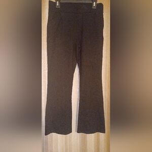 Stretch pull in slacks